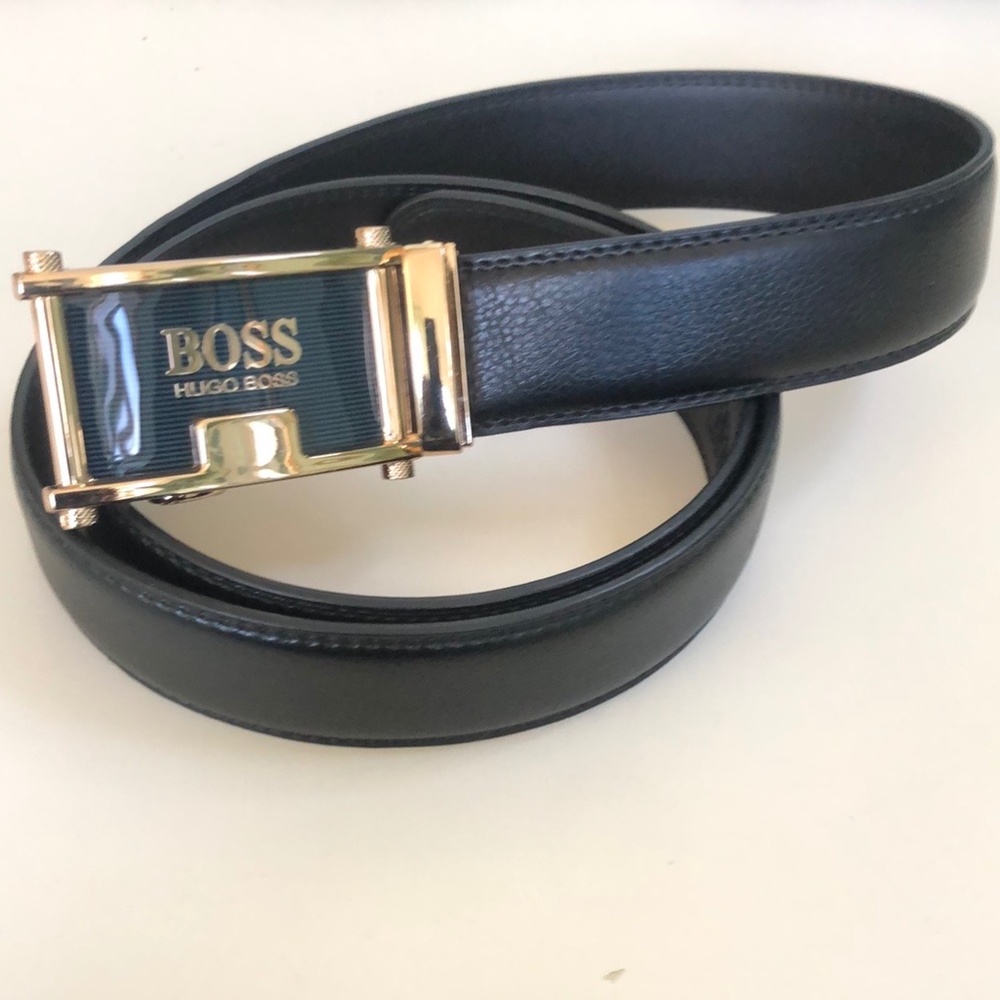 Hugo Boss Mens Black Leather Easy Lock Automatic Buckle Dress Belt Size 47 - Picture 3 of 5